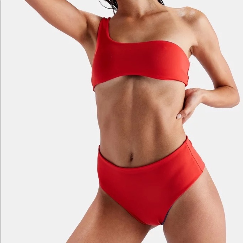 Solid and Striped Isabeli bikini